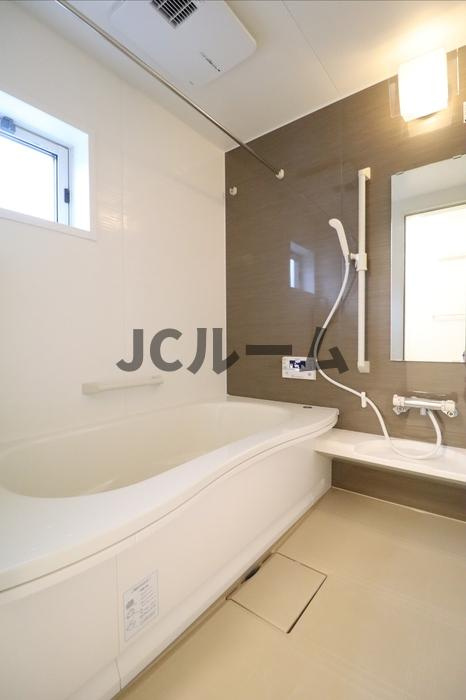 東城テラスFの浴室