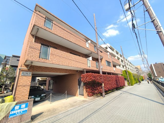 ＥＭＹホームズ