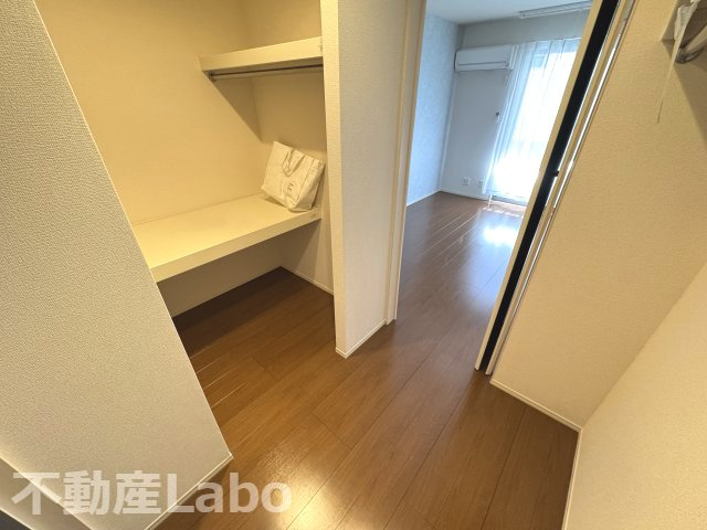アーバンコート沖洲　二番館の収納