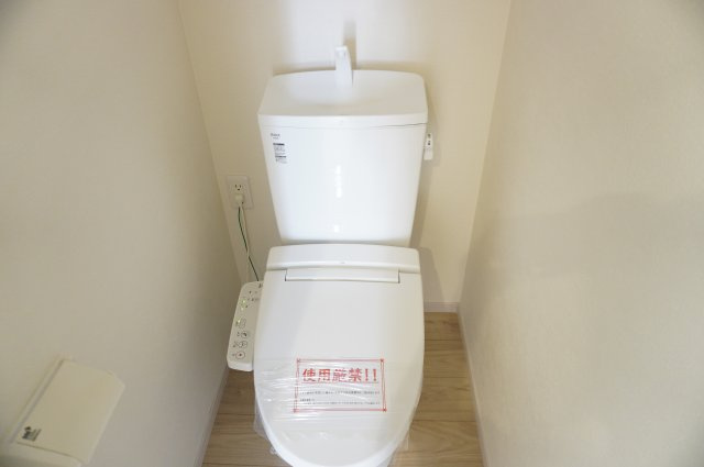 越谷市大字大林 新築分譲住宅 全2棟 1号棟のトイレ|1階