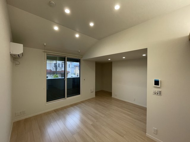 町田市能ヶ谷５丁目のアパートの居間・リビング