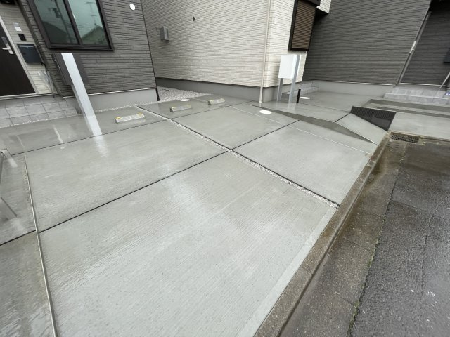 町田市能ヶ谷５丁目のアパートの駐車場