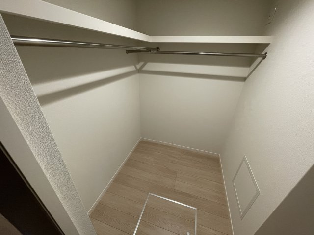 町田市能ヶ谷５丁目のアパートの収納