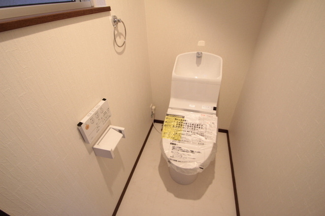 コンストレール庚午南のトイレ