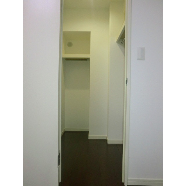 熊本市中央区新屋敷２丁目の賃貸マンションの収納
