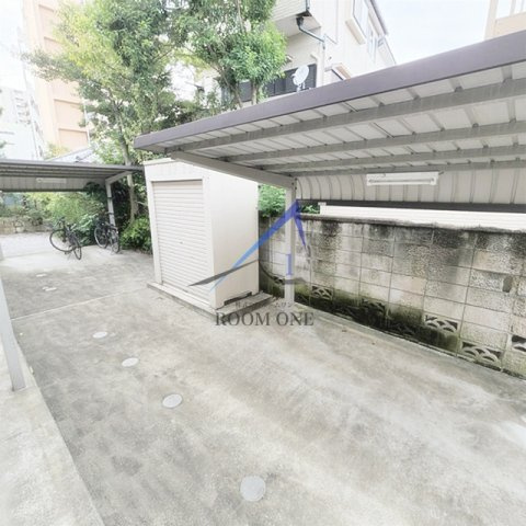 アムールあそかのその他共用部分|駐輪スペースです。