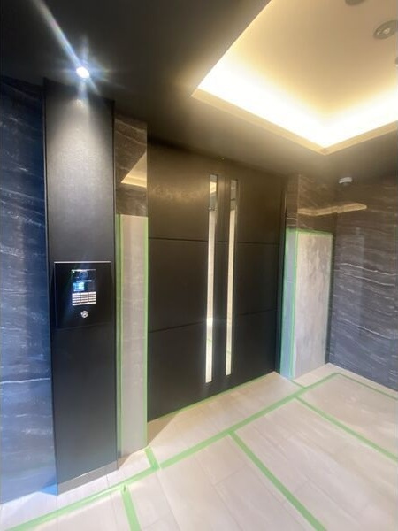 VILLA・SERENO桜山のエントランス