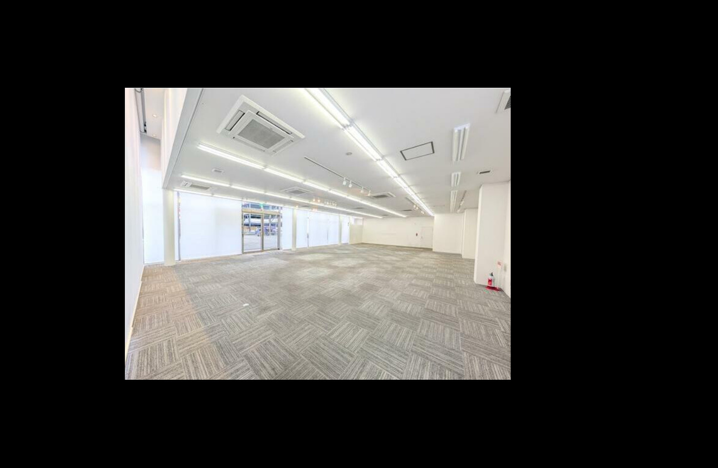 アピタ長久手店横一棟貸し店舗の間取り