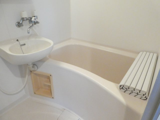 マンションゆうの浴室