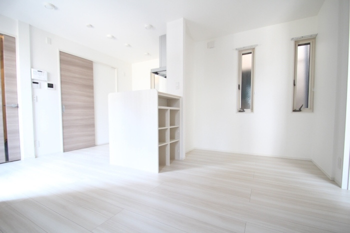 ノーバヤ　カナヤ