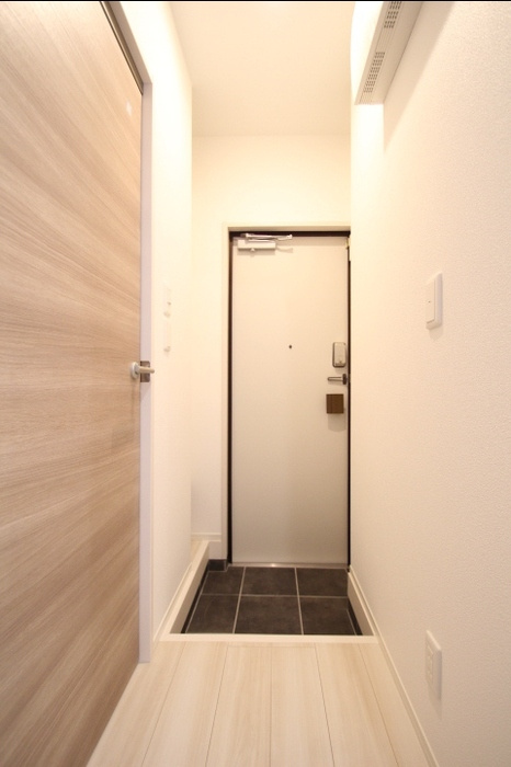 ノーバヤ　カナヤの玄関