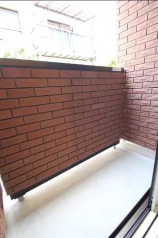 ノーバヤ　カナヤのバルコニー