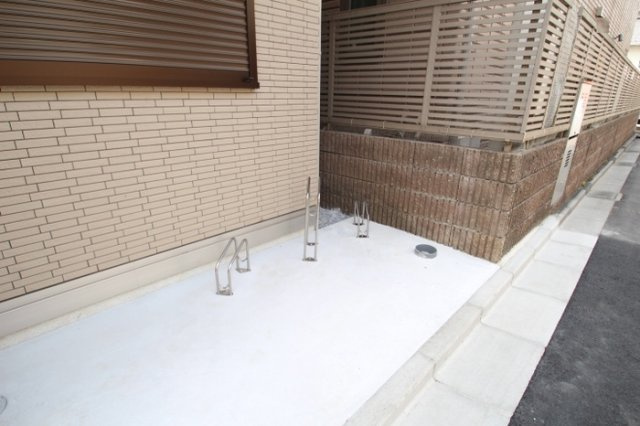 ノーバヤ　カナヤ