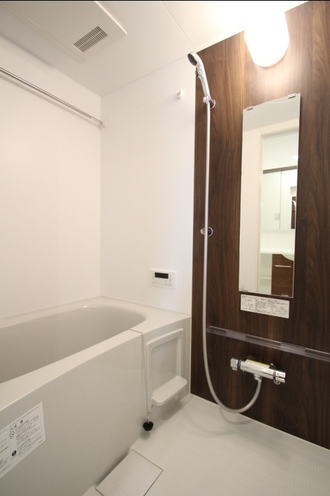 ノーバヤ　カナヤの浴室