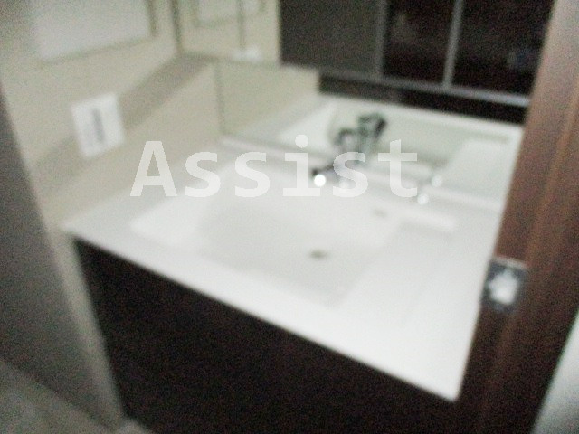 シティタワー目黒の独立洗面台