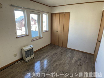 【洋室】 | 貝塚4丁目79-7売家 | 2F6帖の洋室です。