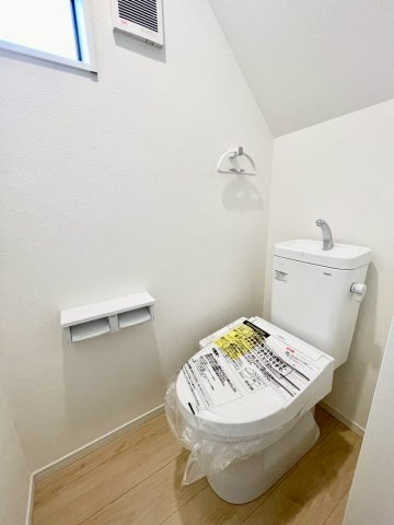 長野市差出南第２のトイレ|1、2階それぞれにトイレ完備！温水洗浄便座機能付きです♪