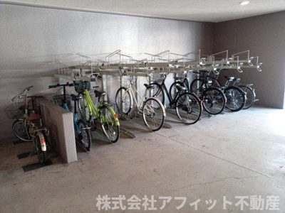 【その他共用部分】 | フラットリア笠岡 | 駐輪場