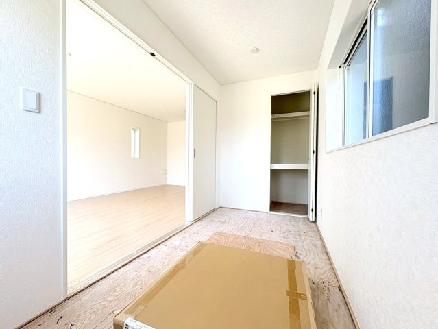 【商談中】クワイエ　各務原市那加宮浦町第１　全２区画分譲の和室|一室あると便利な和室は、ご来客時はもちろん、お子様のお昼寝や遊び場、寝室としてもご利用いただけます。
日本の良き文化を引き継ぐ、色々な用途で使える、癒しの空間です。