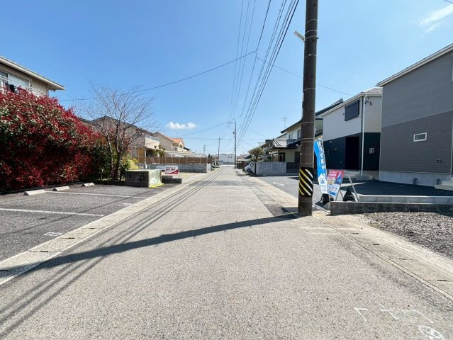 クワイエ　岐阜市菅生第5　全2区画分譲の前面道路含む現地写真|■前面道路　
■ヤマダ不動産　株式会社リライフ