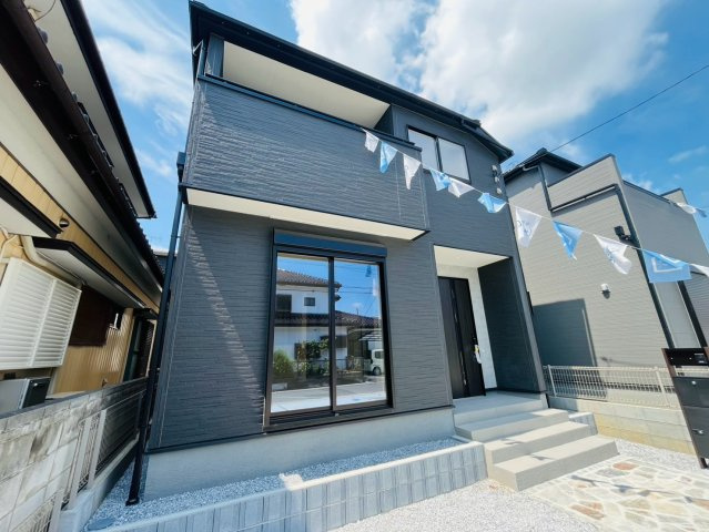 【Livele Garden】　幸手市東4丁目　全2邸の外観|〇２号棟　外観〇
広々ランドリースペース♪
ファミリークローク付きのお家（＾＾）
2026年8月撮影