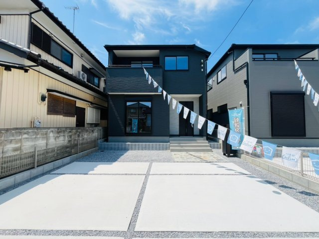 【Livele Garden】　幸手市東4丁目　全2邸の外観|〇１号棟〇
広々LDK19帖！パントリー、ウォークインクローゼット付きの収納豊富な間取りです♪
2026年3月撮影