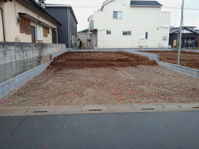 【Livele Garden】　幸手市東4丁目　全2邸の前面道路含む現地写真|〇２号棟〇
広々ランドリースペース♪
ファミリークローク付きのお家（＾＾）
2026年3月撮影