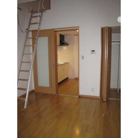 ケインズ赤羽の居間・リビング