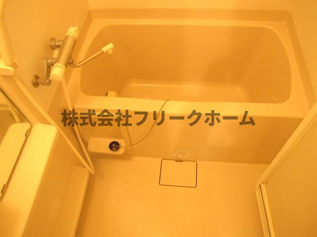 武蔵野市御殿山１丁目の賃貸マンションの浴室