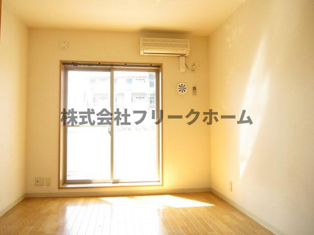武蔵野市御殿山１丁目の賃貸マンションの居間・リビング