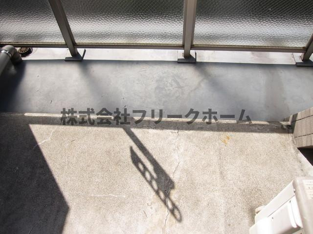 武蔵野市御殿山１丁目の賃貸マンションのバルコニー