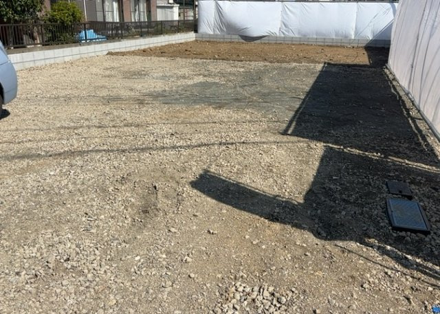 【庭】 | 庭があることでガーデニングや家庭菜園はもちろん、こどもの遊び場やペットを放して遊ぶことができます。また、家の周囲に余裕があるということです。隣地との間があれば、十分な日当たりと、風通しが確保できます。
