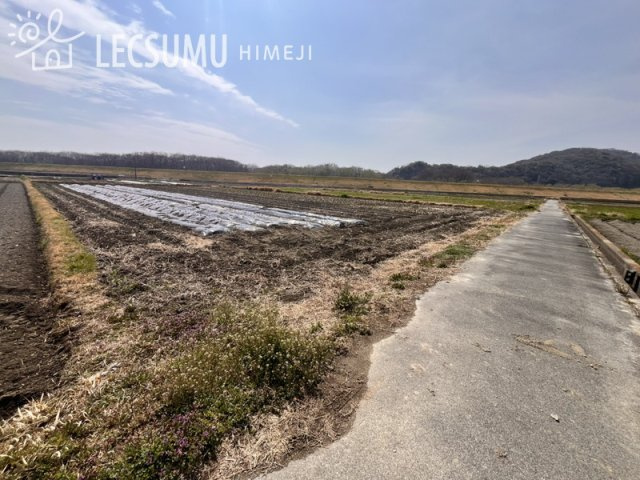 姫路市余部区上余部/売土地の前面道路含む現地写真