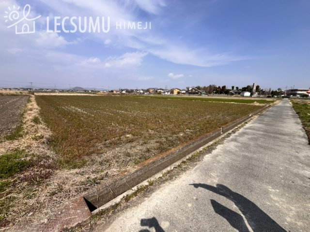 姫路市余部区上余部/売土地の前面道路含む現地写真