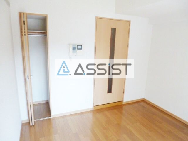 スカイコート目黒壱番館の居間・リビング