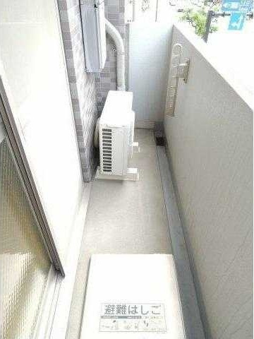 スカイコート目黒壱番館のバルコニー