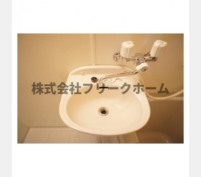武蔵野市境２丁目の賃貸マンションの洗面所