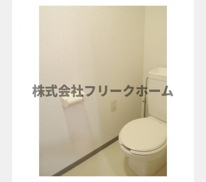 武蔵野市境２丁目の賃貸マンションのトイレ