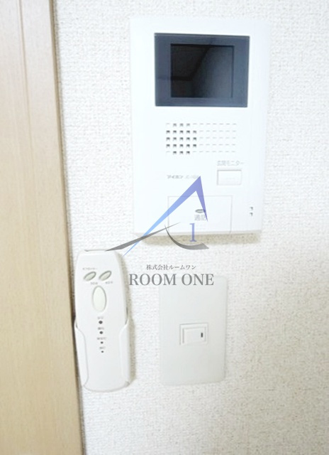 アムール ボヌールのセキュリティ|モニター付きインターホンです。