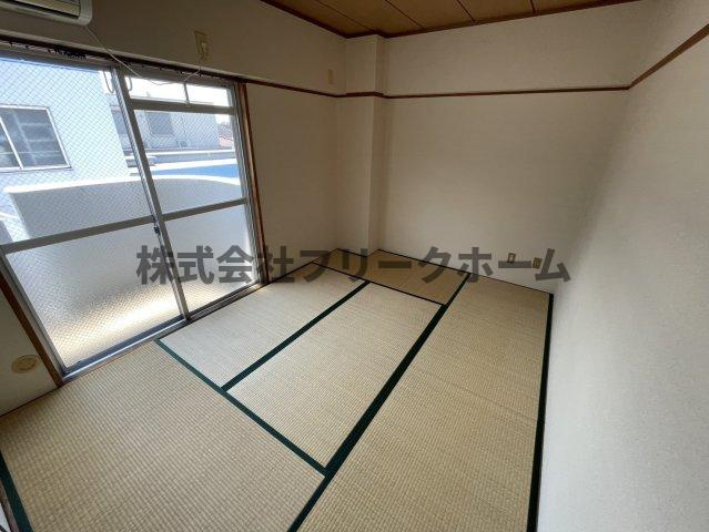 武蔵野市境南町２丁目の賃貸マンションの寝室