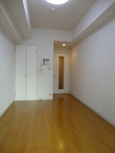 エスコート西早稲田の居間・リビング