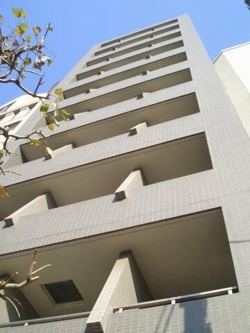 エスコート西早稲田の外観