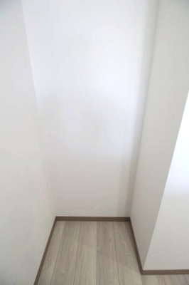 【設備】 | エクサ・スタチオ | 冷蔵庫置き場
※写真は501号室です。