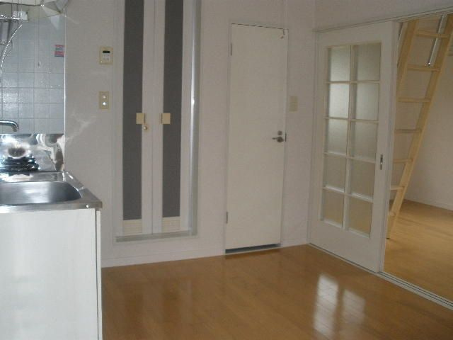 ＭＹ　ＹＯＵ　ＨＯＵＳＥの居間・リビング