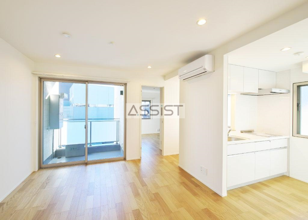 アモーレ学芸大学の居間・リビング