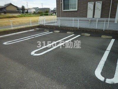 マイベース（ＭＹ　ＢＡＳＥ）の駐車場