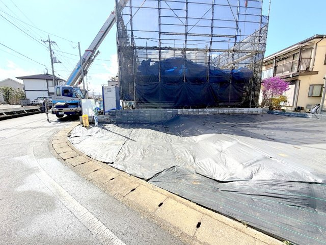 青梅市大門1丁目　新築戸建の駐車場