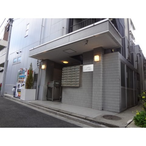 Fiore　西尾久Ⅰのエントランス