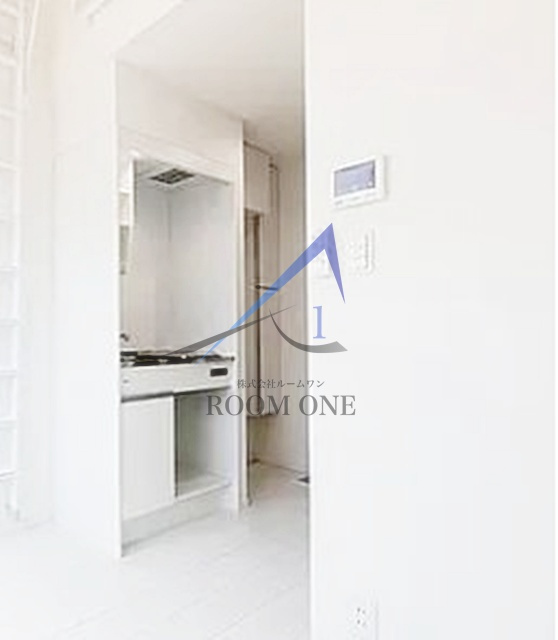 Shanti Casa四谷若葉の居間・リビング|洋室のお部屋です。