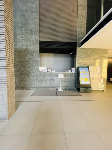 シティタワー銀座東のエントランス|コンシェルジュカウンター